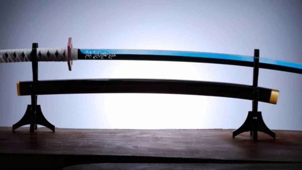 Katana Demon Slayer Bandai la replica di Tomioka Giyu