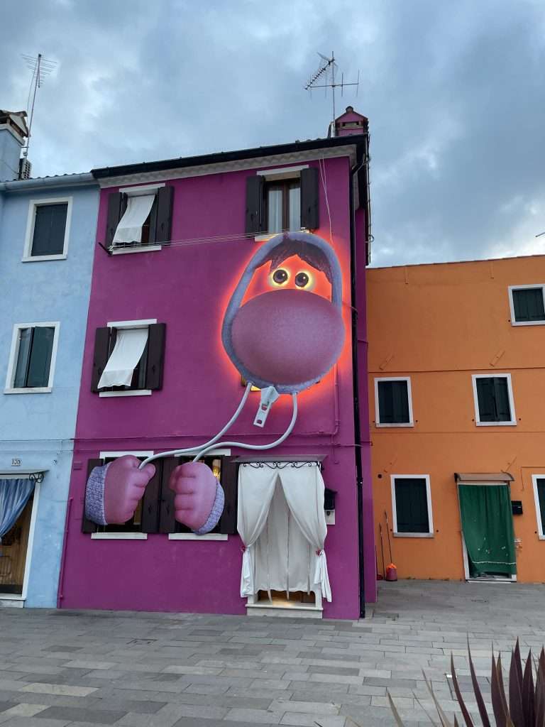 inside out 2 burano installazioni personaggi