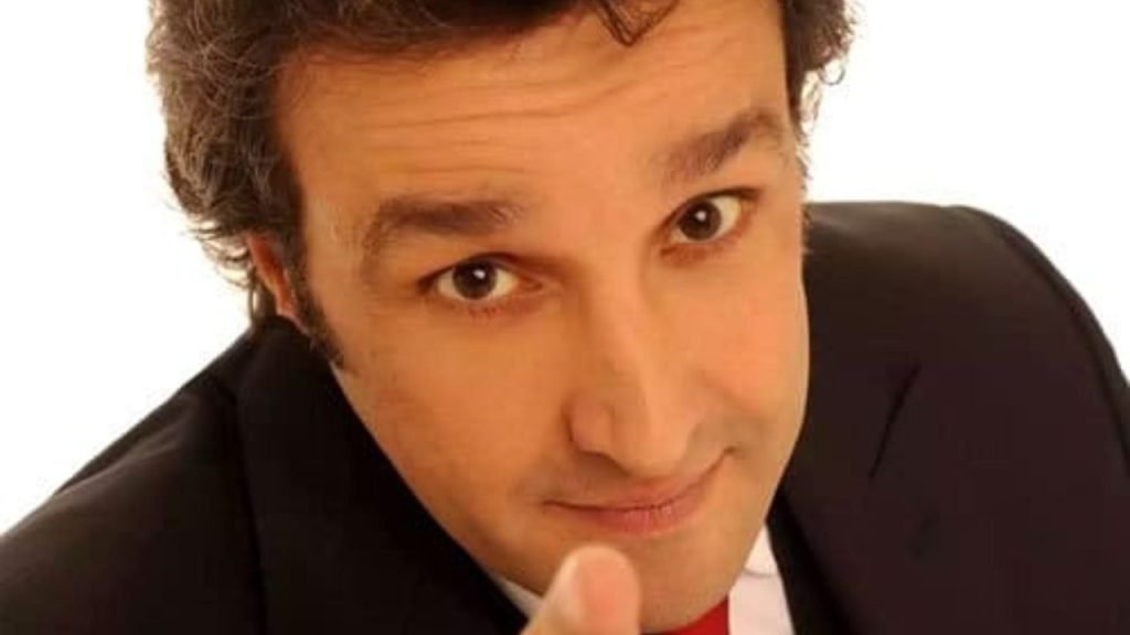 Flavio Insinna e la frecciatina alla Rai: "Sono su La7 Posso dirlo"