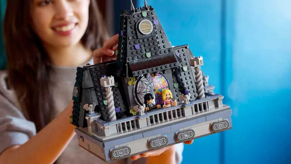 Mercoledì: la serie TV diventa una collezione LEGO