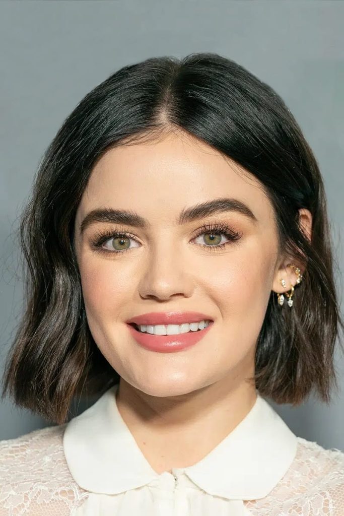 White Mars, Luke Newton e Lucy Hale saranno i protagonisti del nuovo film sci-fi: i dettagli