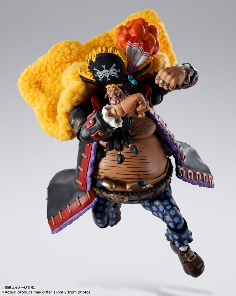 One Piece Bandai SH Figuarts di Barbanera (Marshall D Teach)