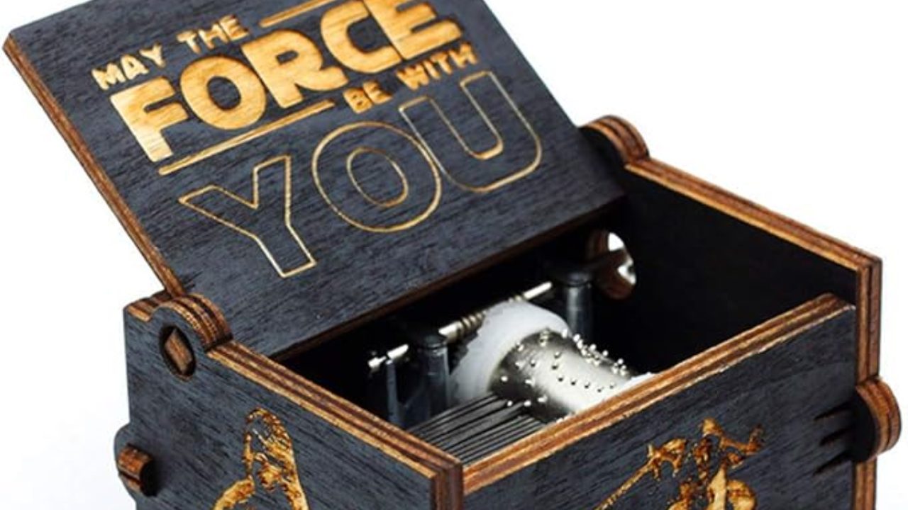 10 regali di Natale perfetti a tema Star Wars nel 2024 Carillon Star Wars