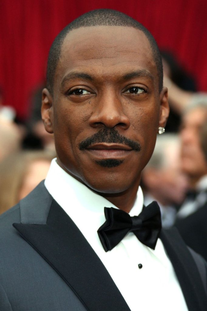 Eddie Murphy sarà il protagonista di Blue Falcon, un nuovo film d'azione: sarà un'ex spia