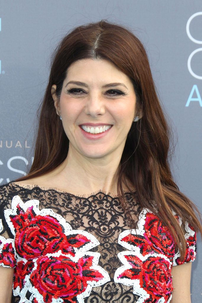 F*ck Valentine's Day, Marisa Tomei e Virginia Gardner protagoniste del film commedia romantico sul giorno degli innamorati
Marisa Tomei