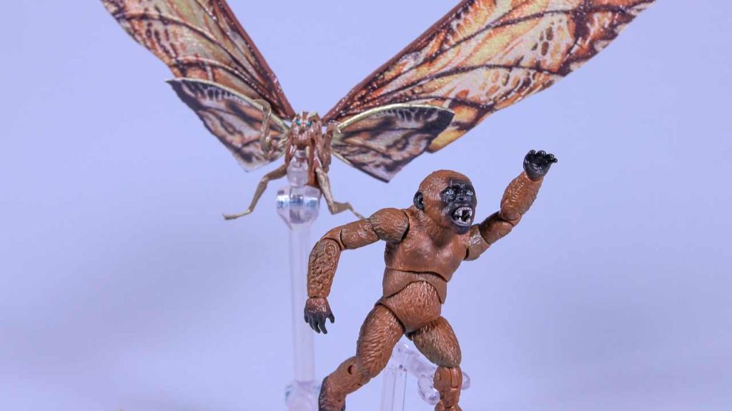 suko mothra sh monsterarts bandai recensione