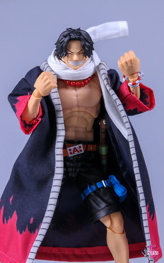 One Piece SH Figuarts: recensione Ace Portgas Fire Fist di Bandai