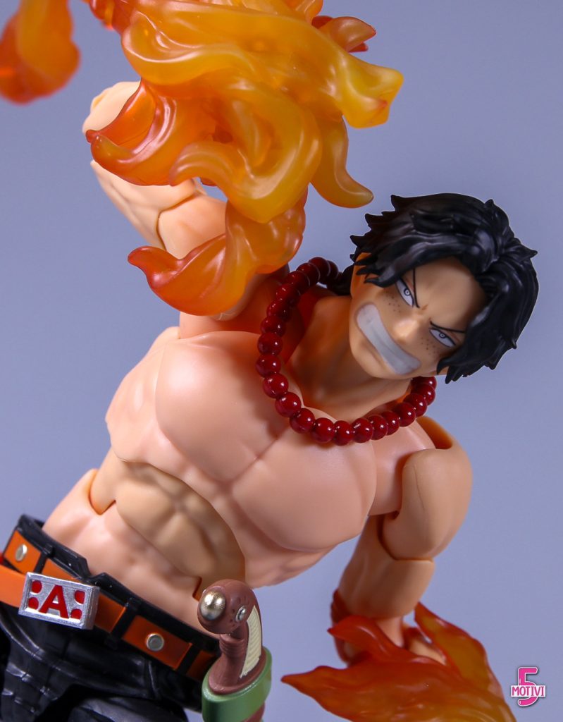 One Piece SH Figuarts: recensione Ace Portgas Fire Fist di Bandai