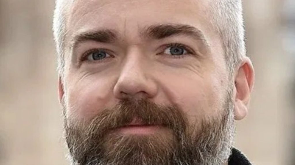 David Sandberg sorprende con un film a metà tra Star Wars e Il Signore degli anelli