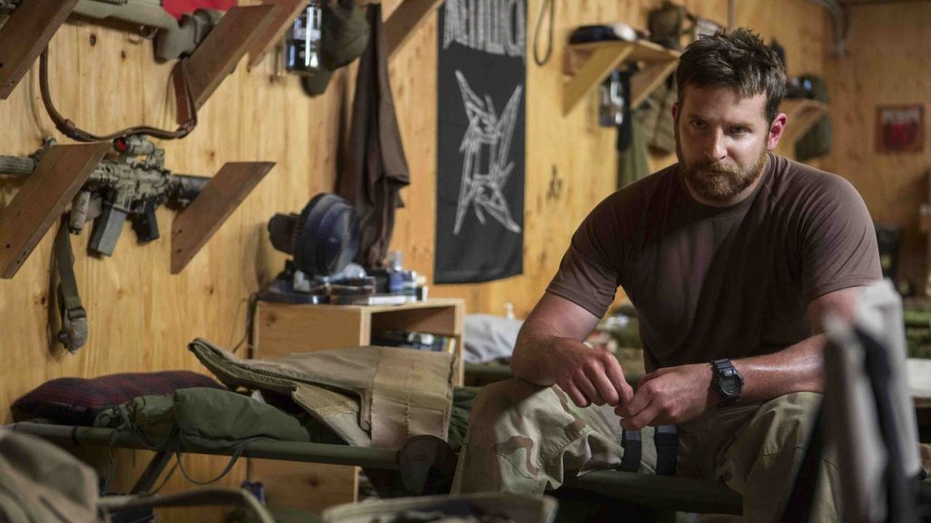stasera in tv film prima serata oggi 10 maggio 2025 poster film American Sniper