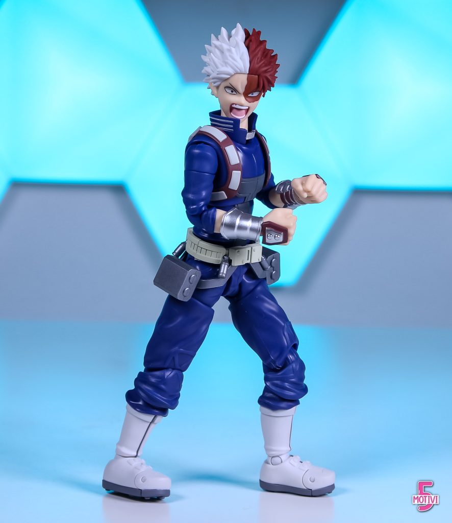 Shoto Todoroki sh figuarts bandai recensione