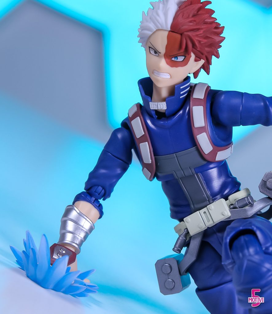 Shoto Todoroki sh figuarts bandai recensione